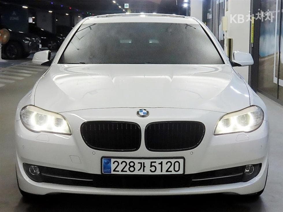 BMW Нов5 Серия520d F10 - 2