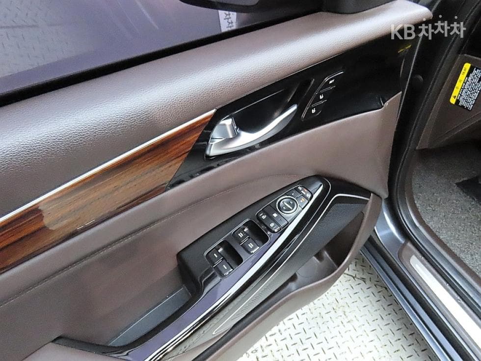 Kia All New K72.4 GDI Prestige - 13