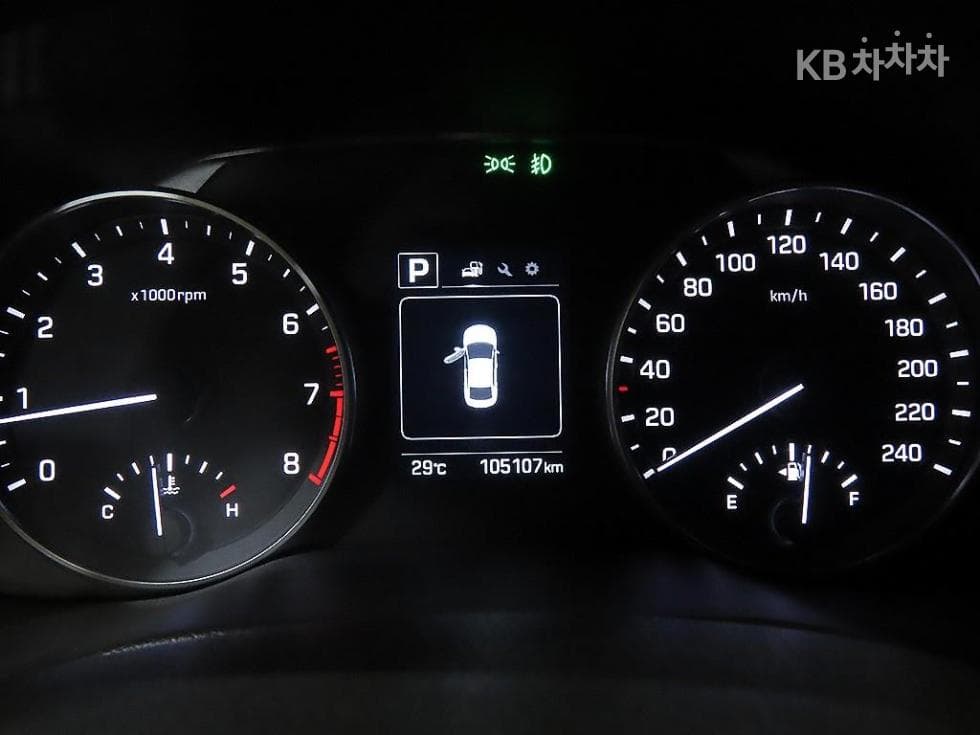 Хюндай Avante (Elantra)AD1.6 GDi Modern Специал (специален признак/издание) - 9