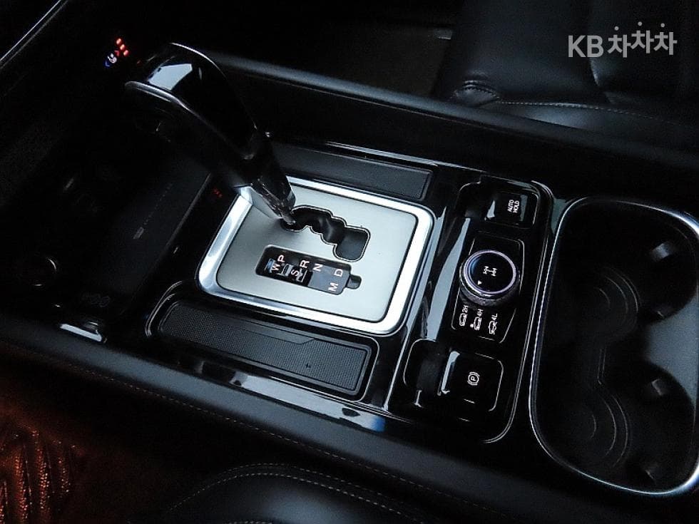 KG Mobility G4 Rexton2.2 4WD 유라시아 에디션 - 9