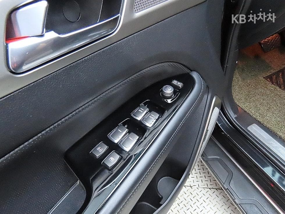 KG Mobility G4 Rexton2.2 4WD 유라시아 에디션 - 13