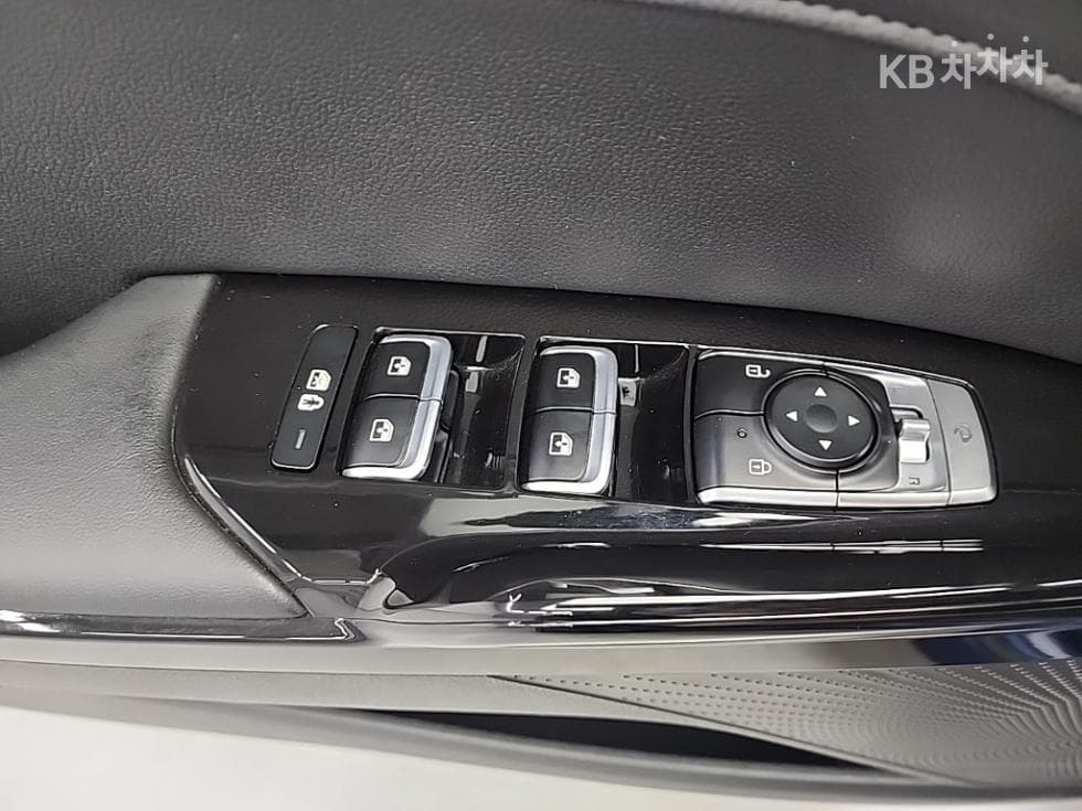 Kia K5 3rd Gen1.6 Gasoline Turbo Noblesse - 16