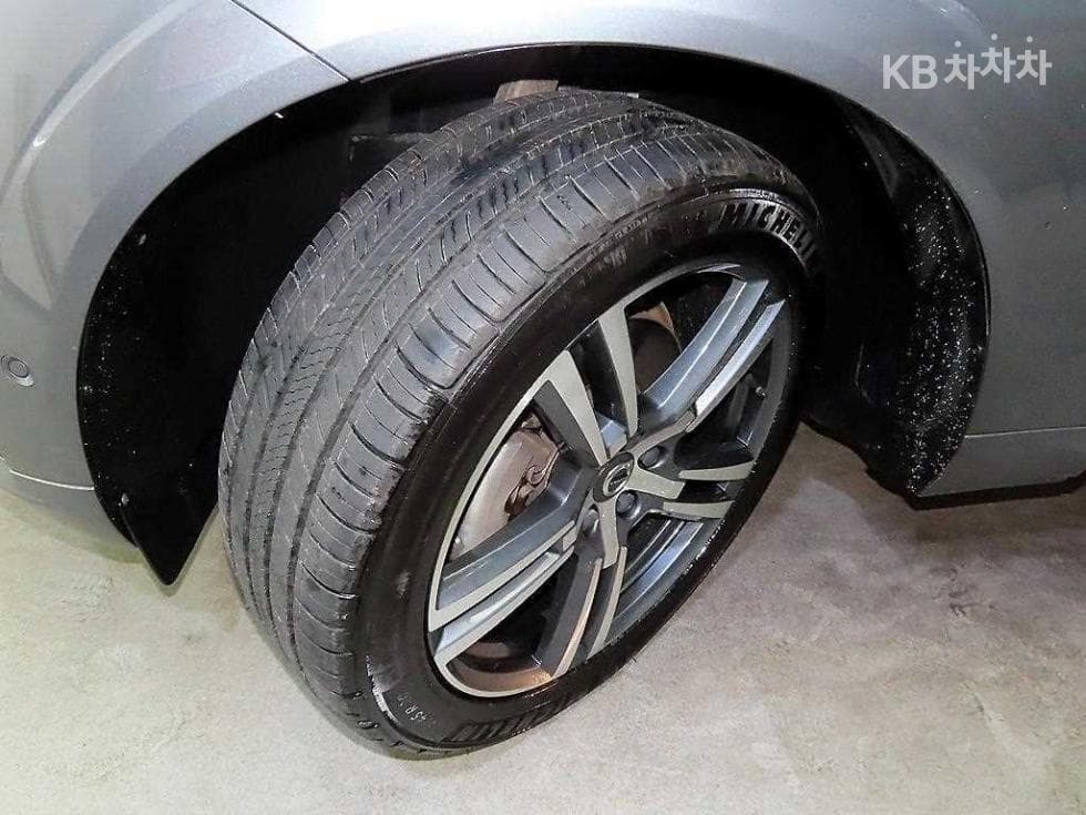 Volvo XC60 Второ поколениеT8 R-Design - 20