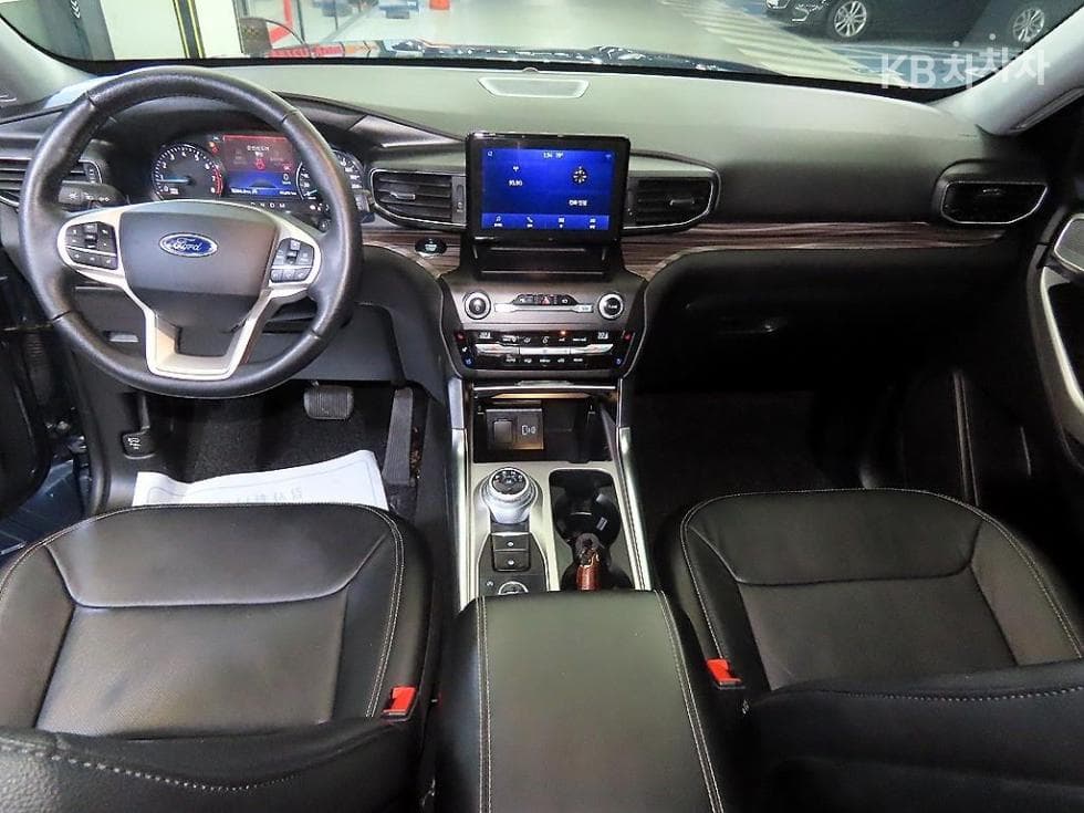 Форд Експлорер(6세대)Бензин Турбо 2.3 AWD Limited - 10