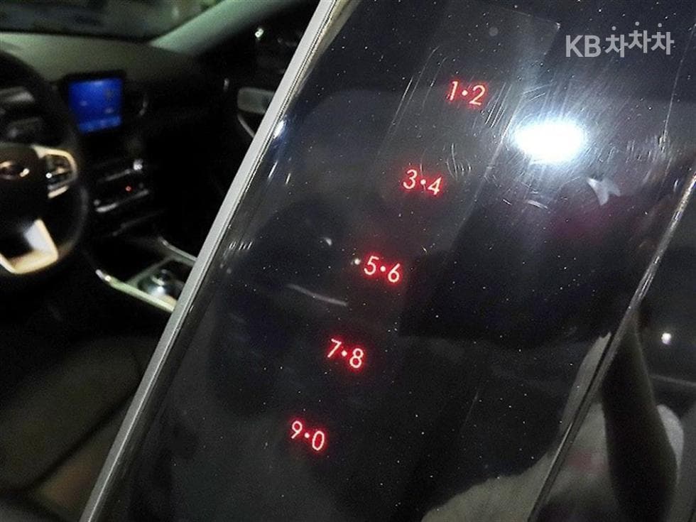 Форд Експлорер(6세대)Бензин Турбо 2.3 AWD Limited - 13