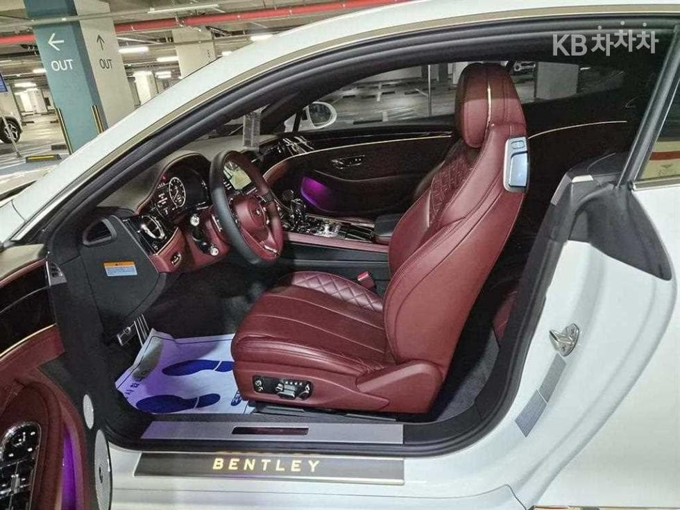 벤틀리 Нов 컨티넨탈 GTV8 4.0 Стандартен - 6