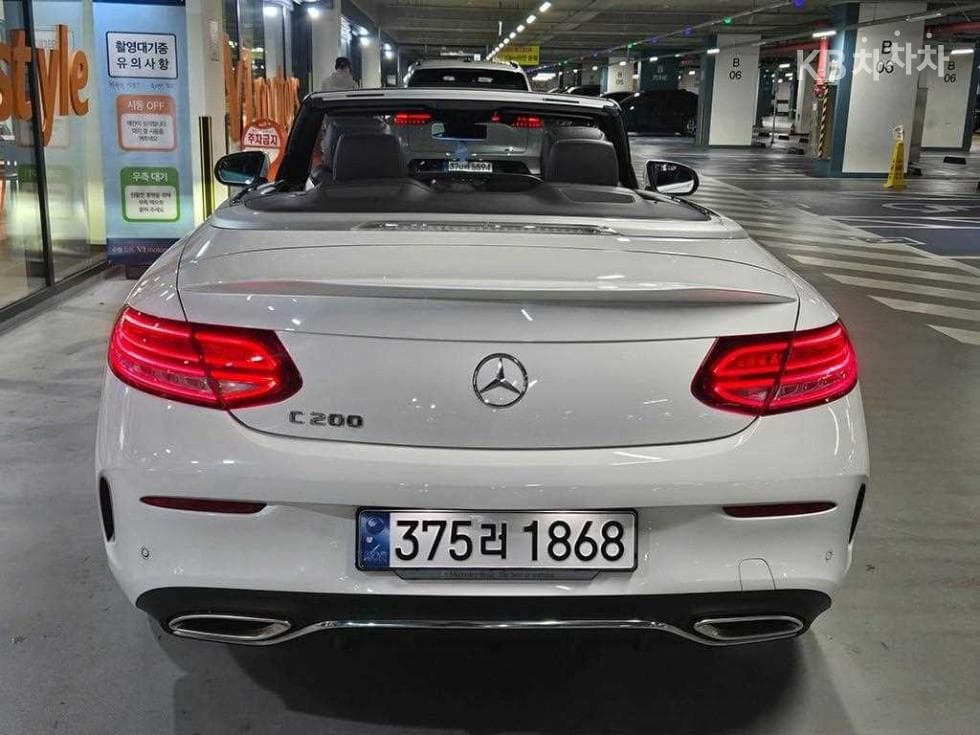 Mercedes-Benz The New (фейслифт) C-КласC200 Cabriolet - 5