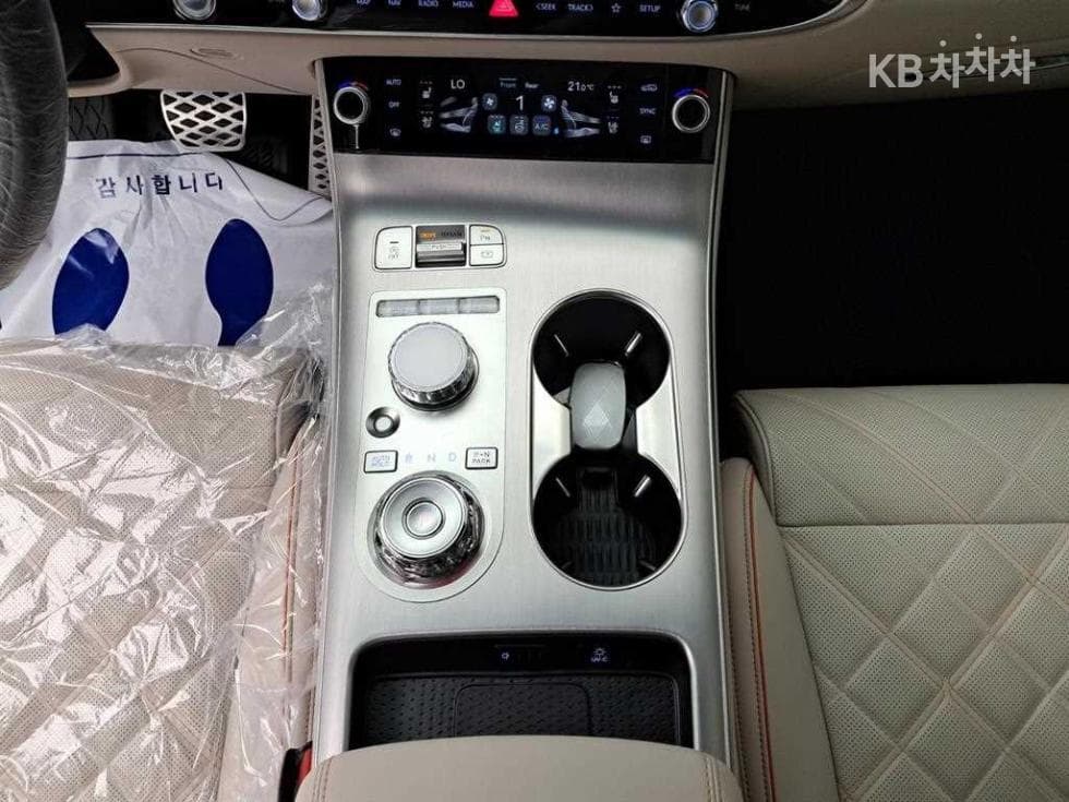 Дженезис GV70Бензин 3.5T 스포츠패키지 AWD - 10