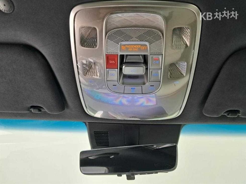 Дженезис GV70Бензин 3.5T 스포츠패키지 AWD - 11