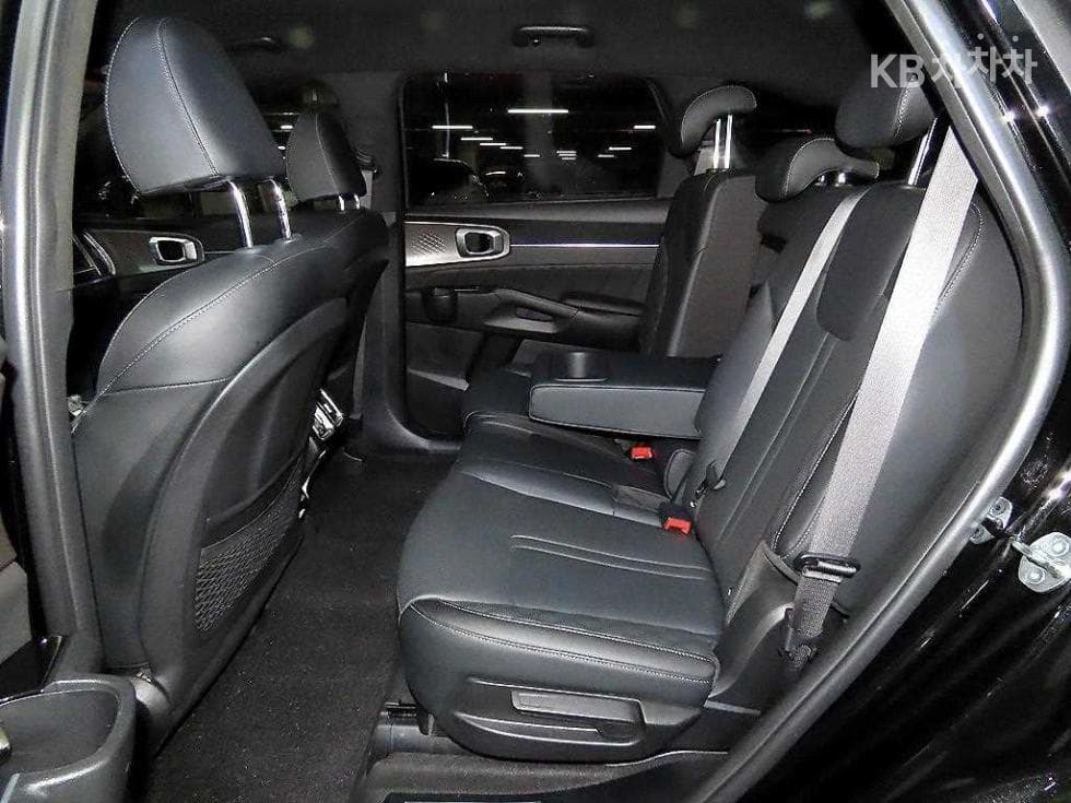 Киа The New (фейслифт) Sorento MQ42.2 Дизел 2WD Signature Gravity - 7