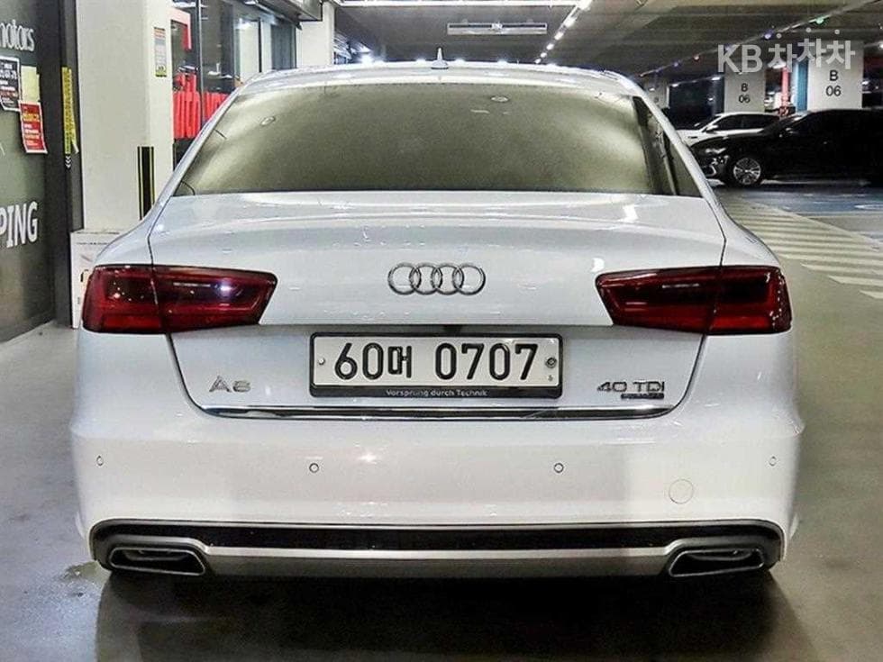 Ауди NEW A640 Турбо Дизел Инжекция 콰트로 스포츠 C7 - 5