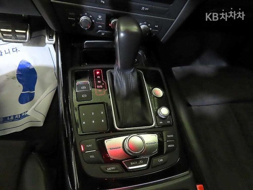 Ауди NEW A640 Турбо Дизел Инжекция 콰트로 스포츠 C7 - 12