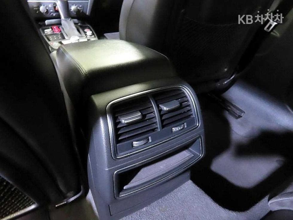 Ауди NEW A640 Турбо Дизел Инжекция 콰트로 스포츠 C7 - 16