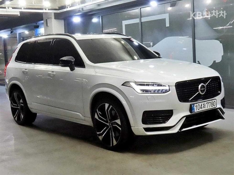 Volvo All New XC90 T8 R-Design - Image 1