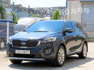 Киа All NewSorentoДизел 2.2 4x4 Noblesse Специал (специален признак/издание) - 2