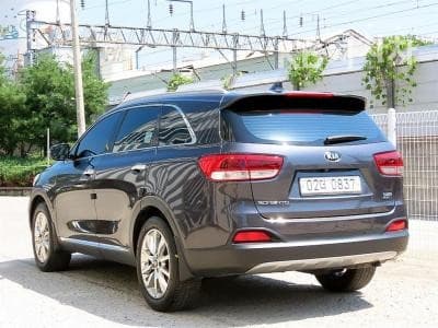 Киа All NewSorentoДизел 2.2 4x4 Noblesse Специал (специален признак/издание) - 3