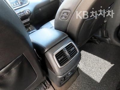 Киа All NewSorentoДизел 2.2 4x4 Noblesse Специал (специален признак/издание) - 14