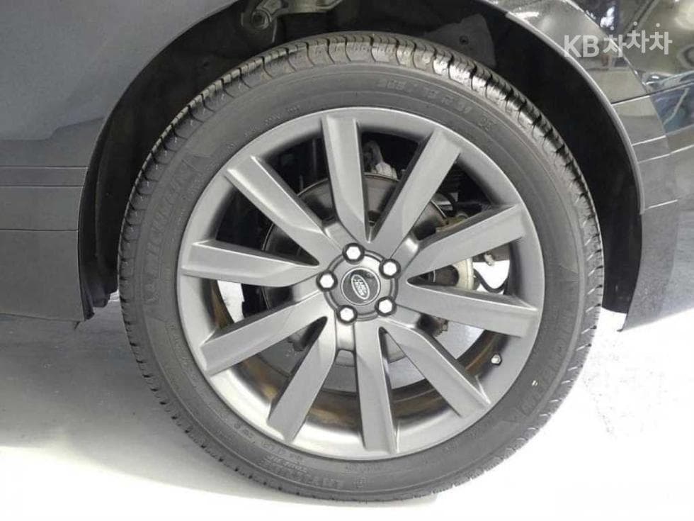 Land Rover Range Rover 벨라3.0 D300 R-Dynamic HSE - 9