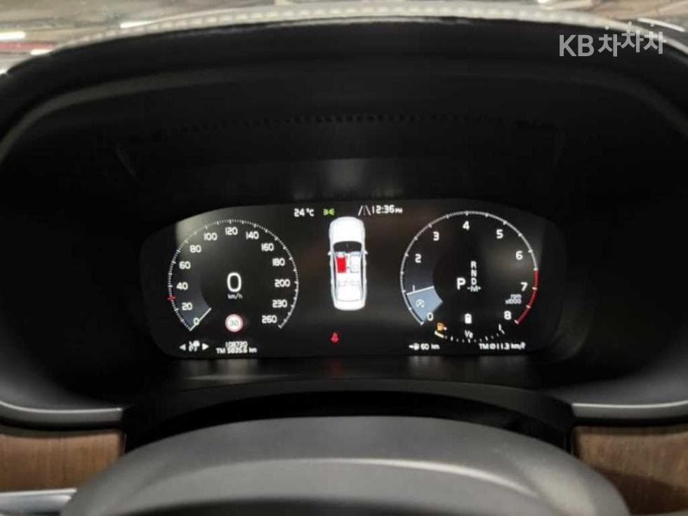 Volvo S90 Второ поколениеB5 Inscription - 9