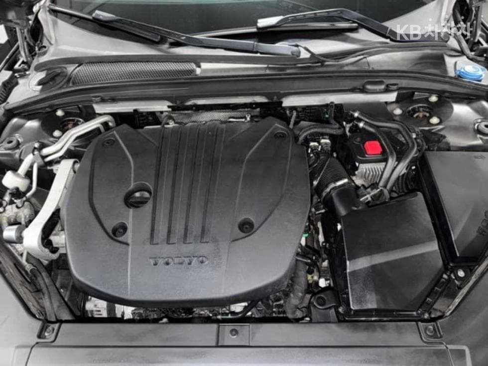 Volvo S90 Второ поколениеB5 Inscription - 19
