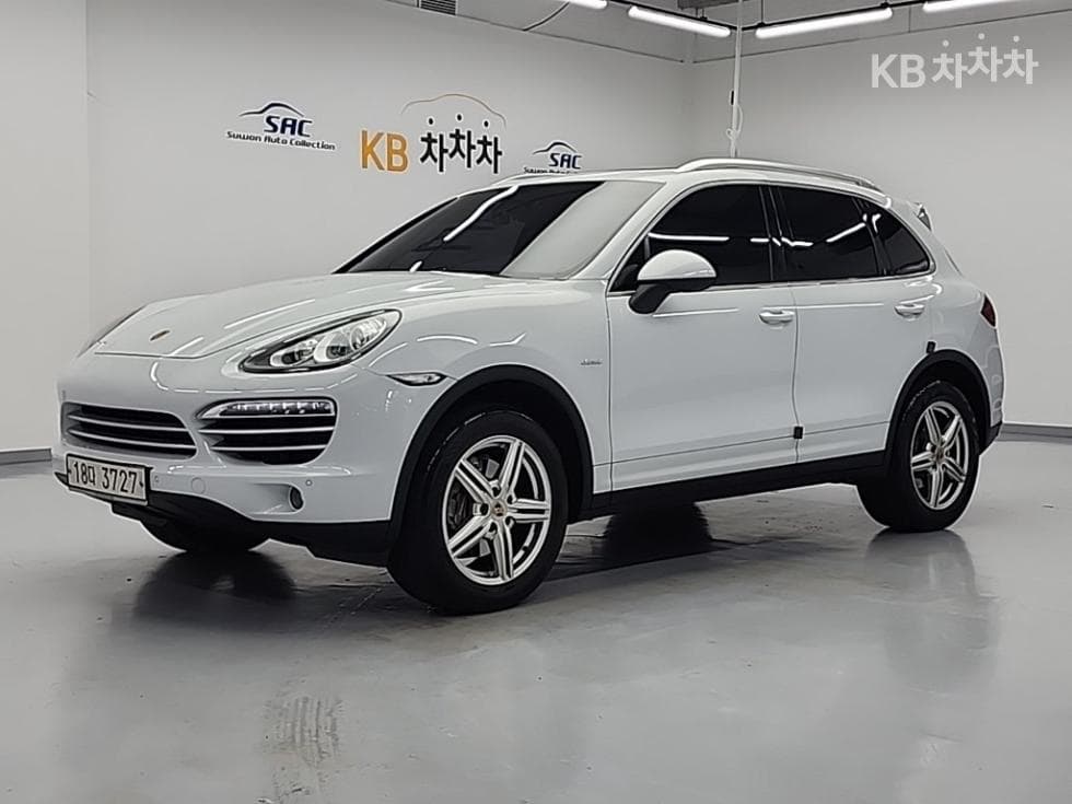 Porsche Нов Cayenne(958) 3.0 Дизел Platinum Edition - Image 1