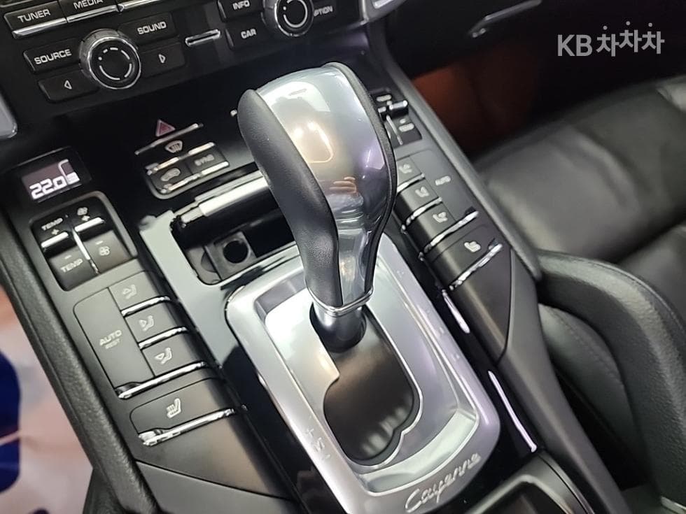 Porsche Нов Cayenne(958)3.0 Дизел Platinum Edition - 8