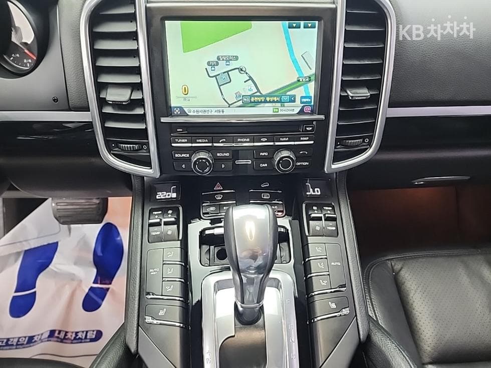 Porsche Нов Cayenne(958)3.0 Дизел Platinum Edition - 10