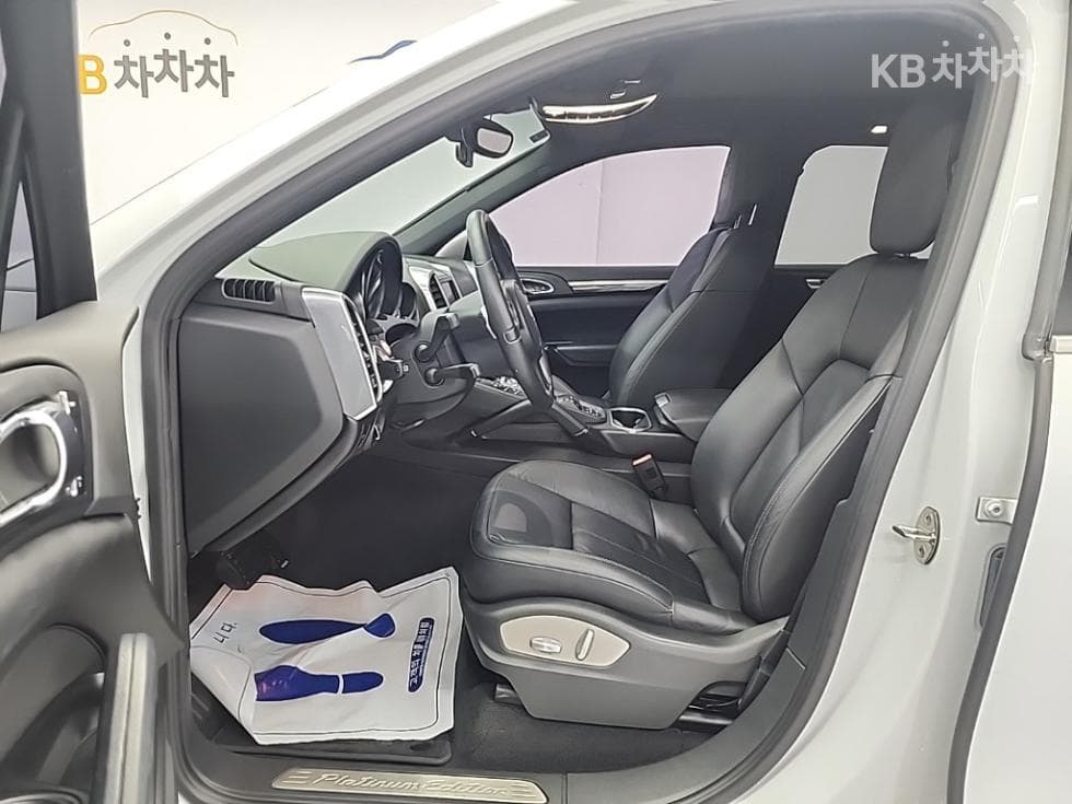 Porsche Нов Cayenne(958)3.0 Дизел Platinum Edition - 11