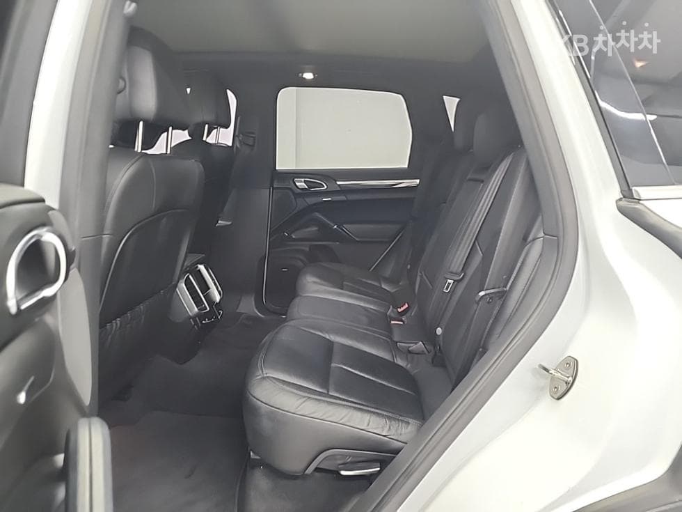 Porsche Нов Cayenne(958)3.0 Дизел Platinum Edition - 12