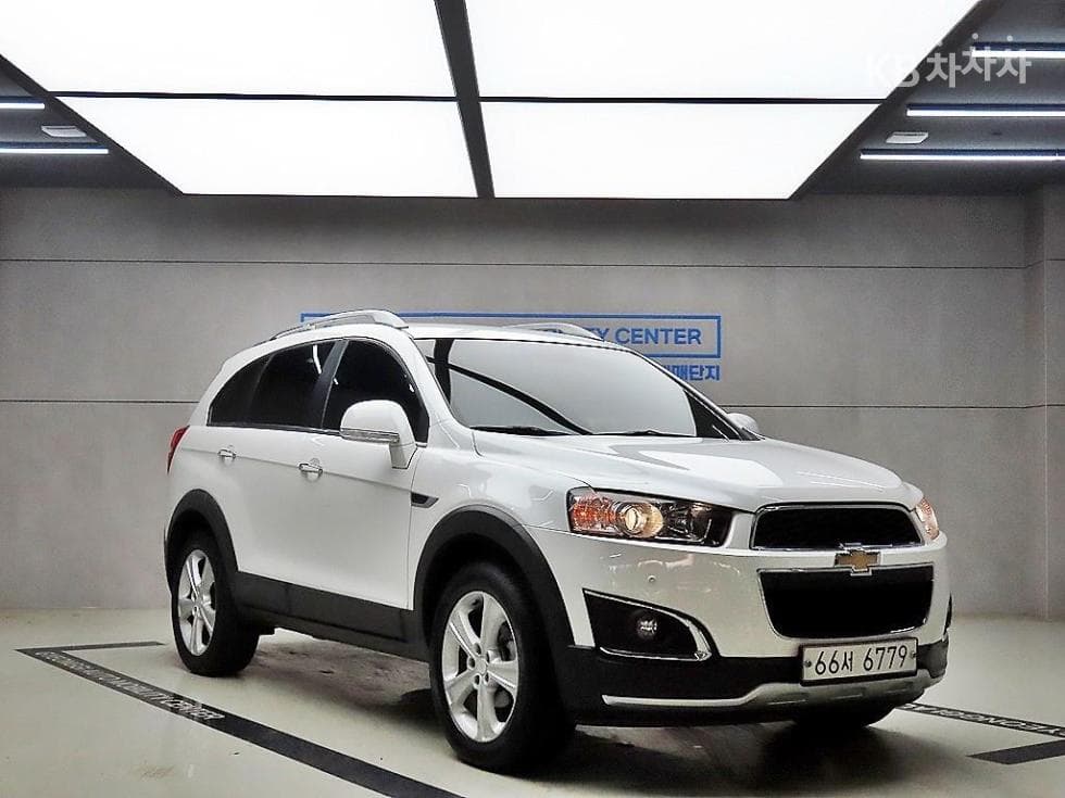 Джи Ем Корея Chevrolet Captiva 2WD LT Premium - Image 1