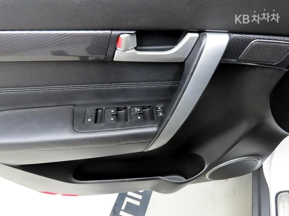 Джи Ем Корея Chevrolet Captiva2WD LT Premium - 11