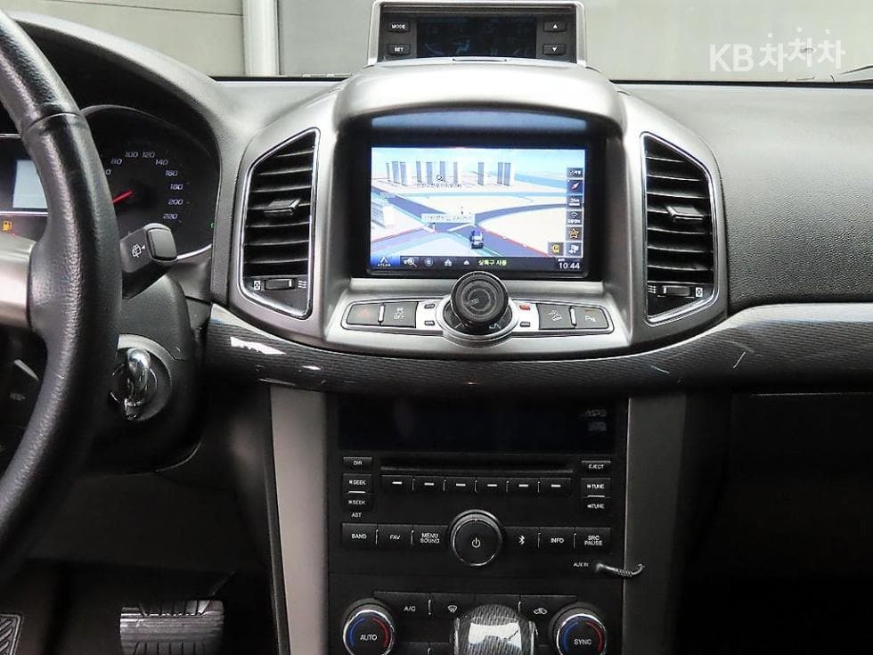 Джи Ем Корея Chevrolet Captiva2WD LT Premium - 14