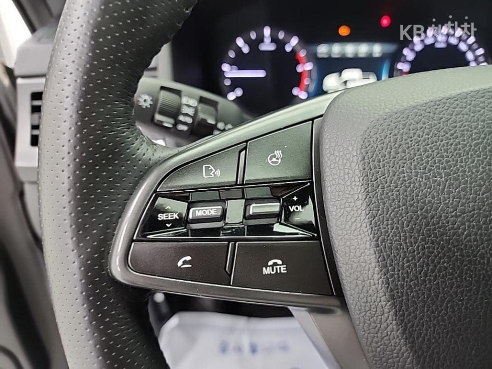 КейДжи Мобилити Rexton 스포츠2.2 4x4 Престиж Специал (специален признак/издание) - 15