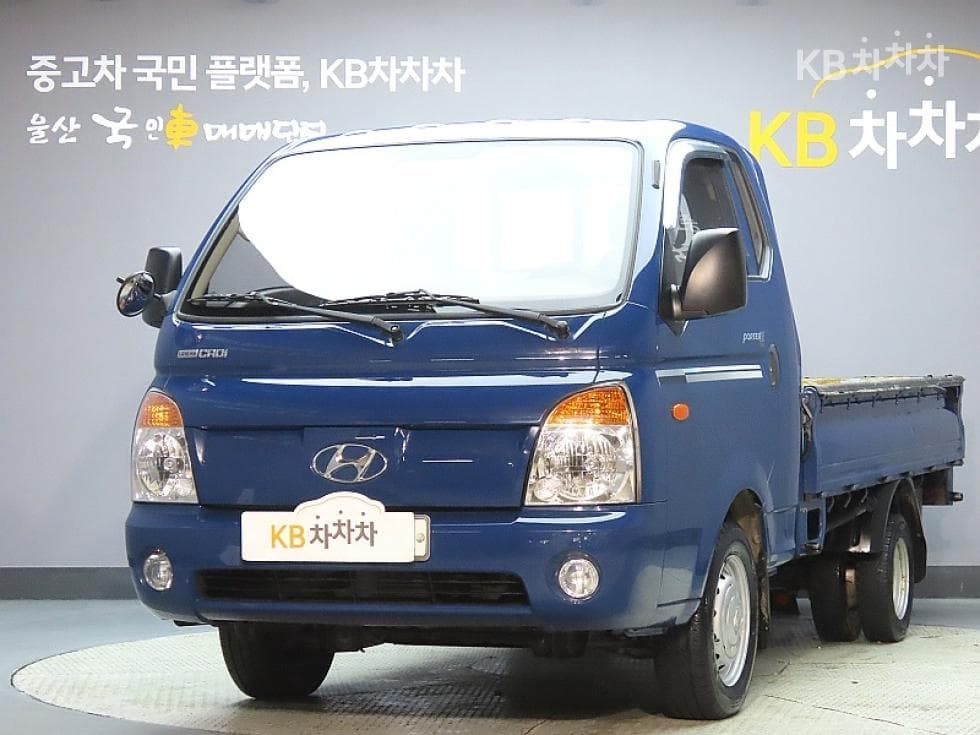 Hyundai Porter 2 Extra Long Super Cab CRDi PLUS Standard - Image 1