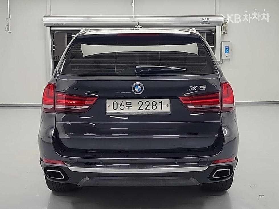 BMW X5 (F15)xDrive 30d Стандартен - 3