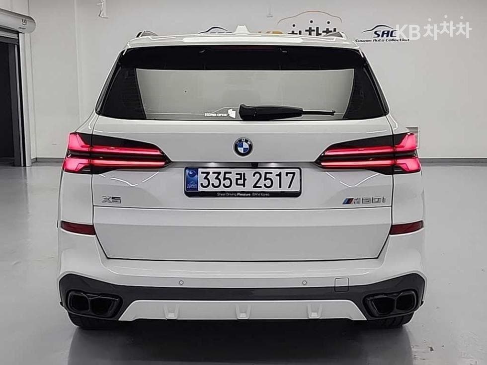 BMW X5 (G05)M60i xDrive Standard - 3