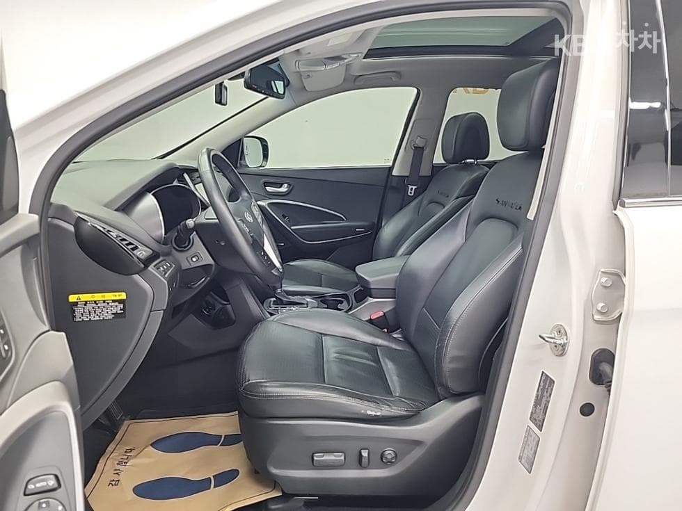 Hyundai Santa Fe DMHyundai R-engine 2.0 diesel 2WD EXCLUSIVE Standard - 11