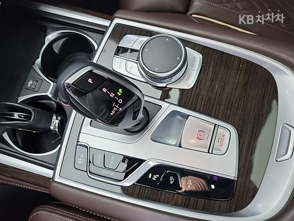 BMW 7시리즈 (G11)730d xDrive Design Pure Excellence - 8