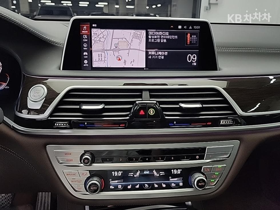 BMW 7시리즈 (G11)730d xDrive Design Pure Excellence - 10