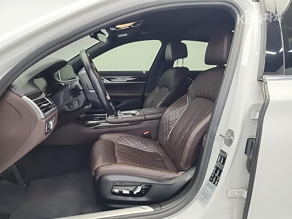 BMW 7시리즈 (G11)730d xDrive Design Pure Excellence - 11