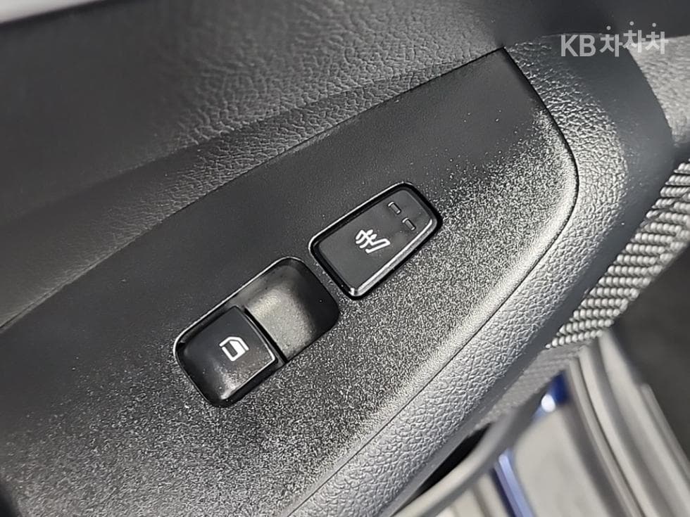 Киа The New (фейслифт) Seltos(SP2)2.0 MPI 2WD Signature - 13
