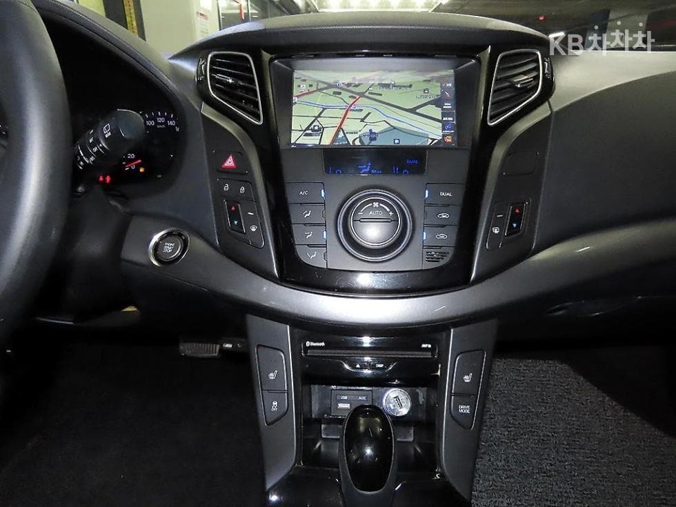 Хюндай The New (фейслифт) i401.7 VGT PYL - 11