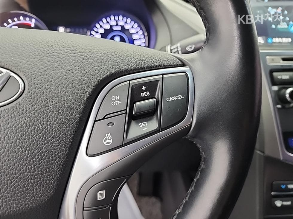 Hyundai Grandeur (Azera) HybridPremium - 17