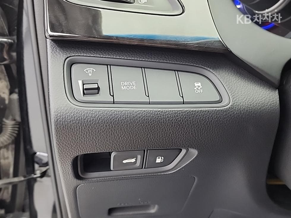 Hyundai Grandeur (Azera) HybridPremium - 18