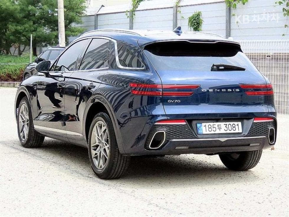 Дженезис GV70Бензин 2.5T 2WD - 3