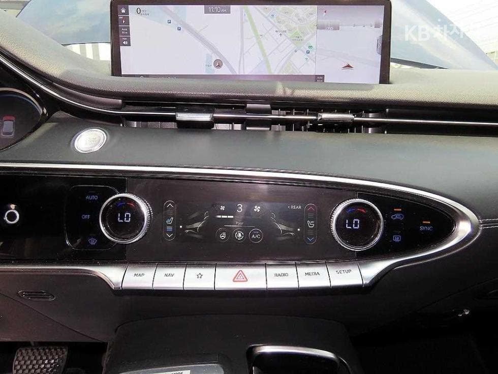 Дженезис GV70Бензин 2.5T 2WD - 13