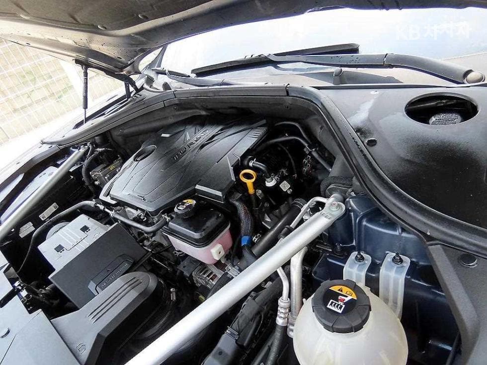 Дженезис GV70Бензин 2.5T 2WD - 19