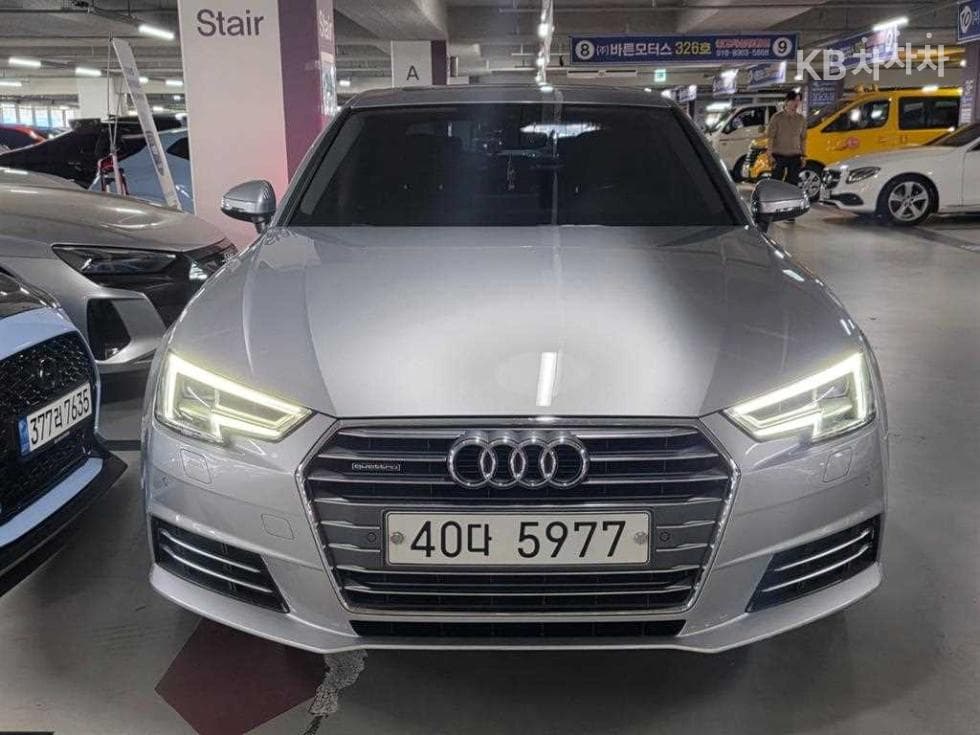 Ауди A4 (B9)35 Турбо Дизел Инжекция Quattro Premium - 2