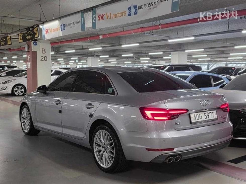 Ауди A4 (B9)35 Турбо Дизел Инжекция Quattro Premium - 3