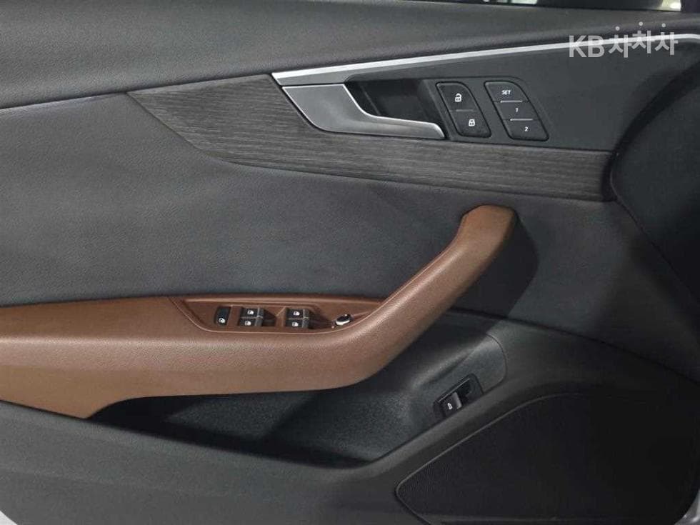 Ауди A4 (B9)35 Турбо Дизел Инжекция Quattro Premium - 15